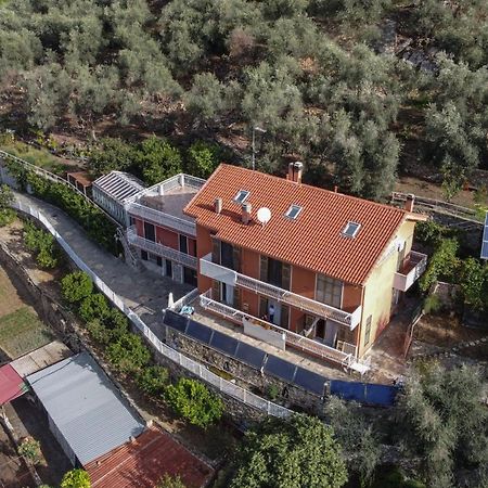 Agriturismo La Rocca 산토바르톨로메오알마레 외부 사진