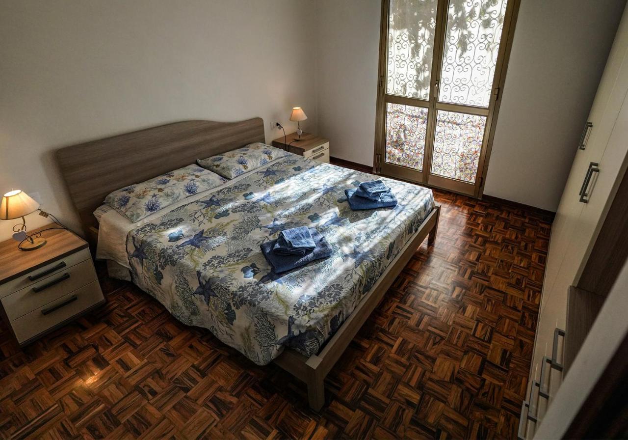 Agriturismo La Rocca 산토바르톨로메오알마레 외부 사진