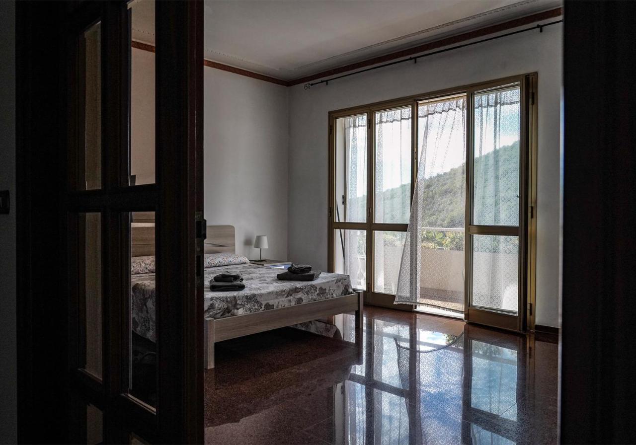 Agriturismo La Rocca 산토바르톨로메오알마레 외부 사진